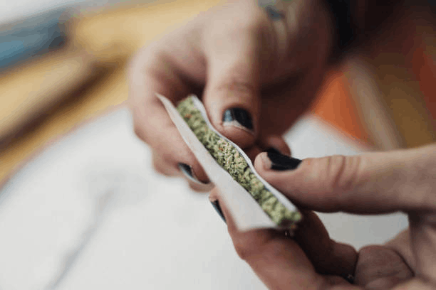 How to roll a joint: Step-by-step guide